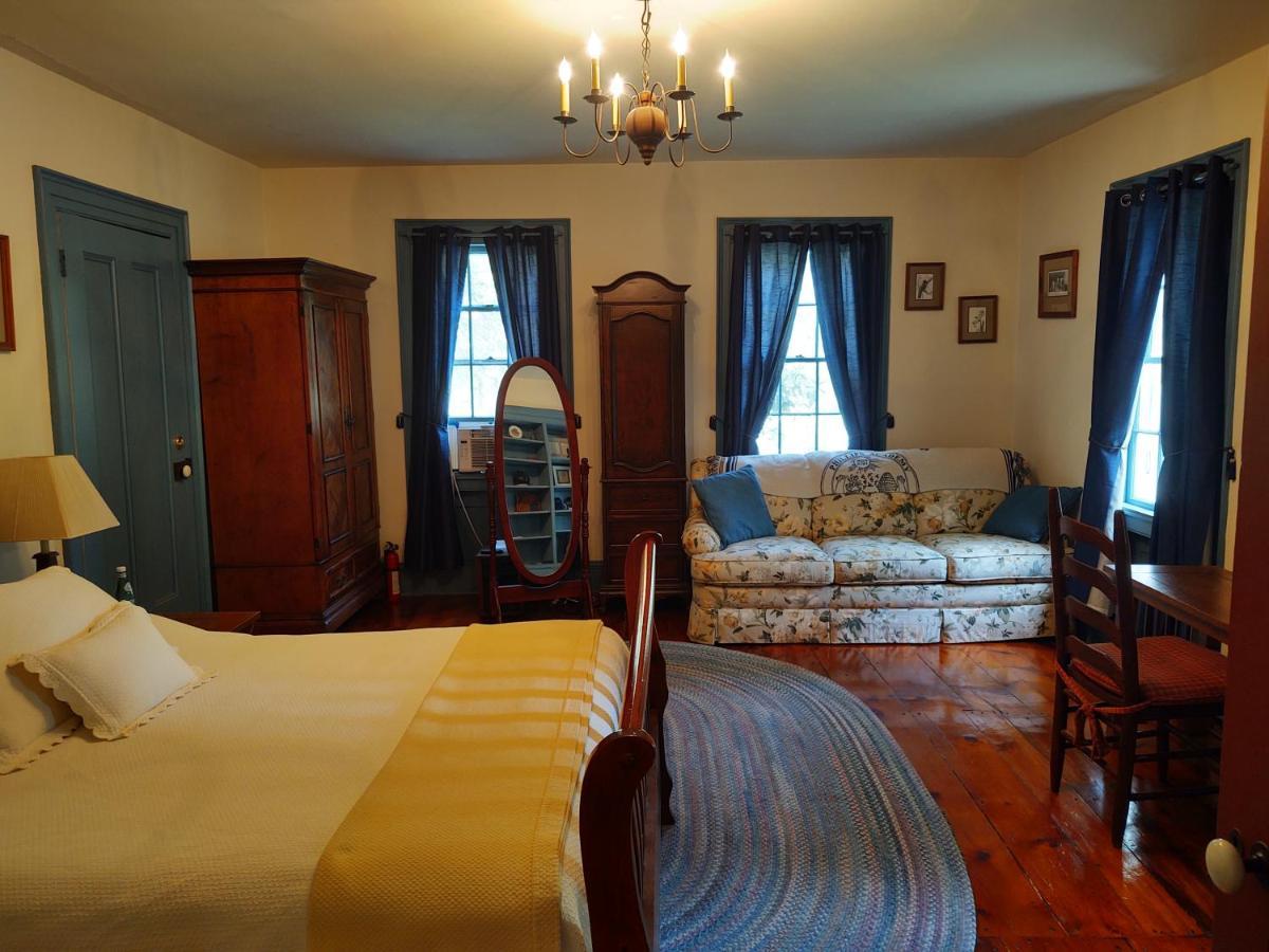 1805 House Bed & Breakfast Hollowville Экстерьер фото