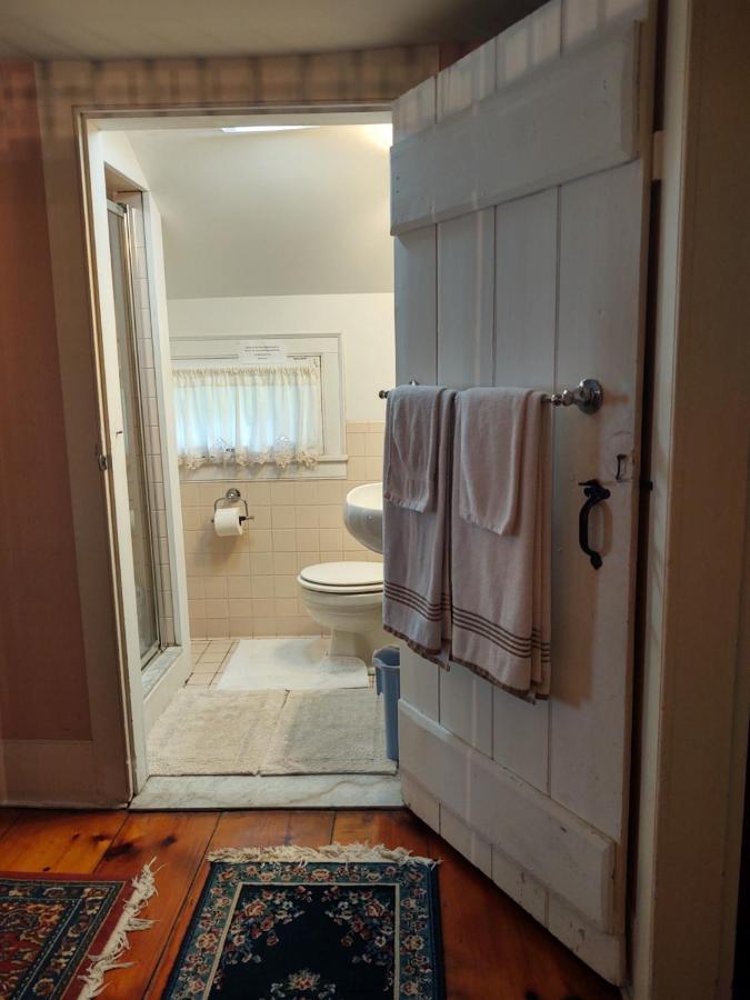 1805 House Bed & Breakfast Hollowville Экстерьер фото
