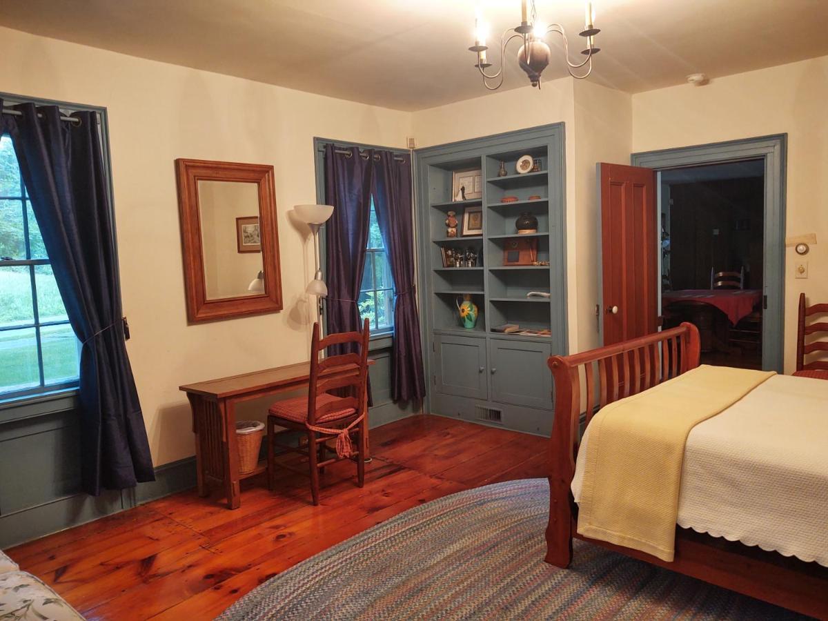 1805 House Bed & Breakfast Hollowville Экстерьер фото