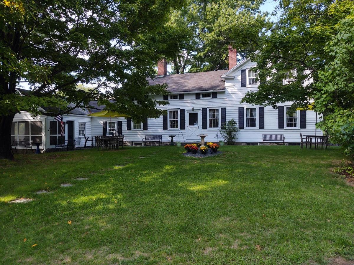 1805 House Bed & Breakfast Hollowville Экстерьер фото